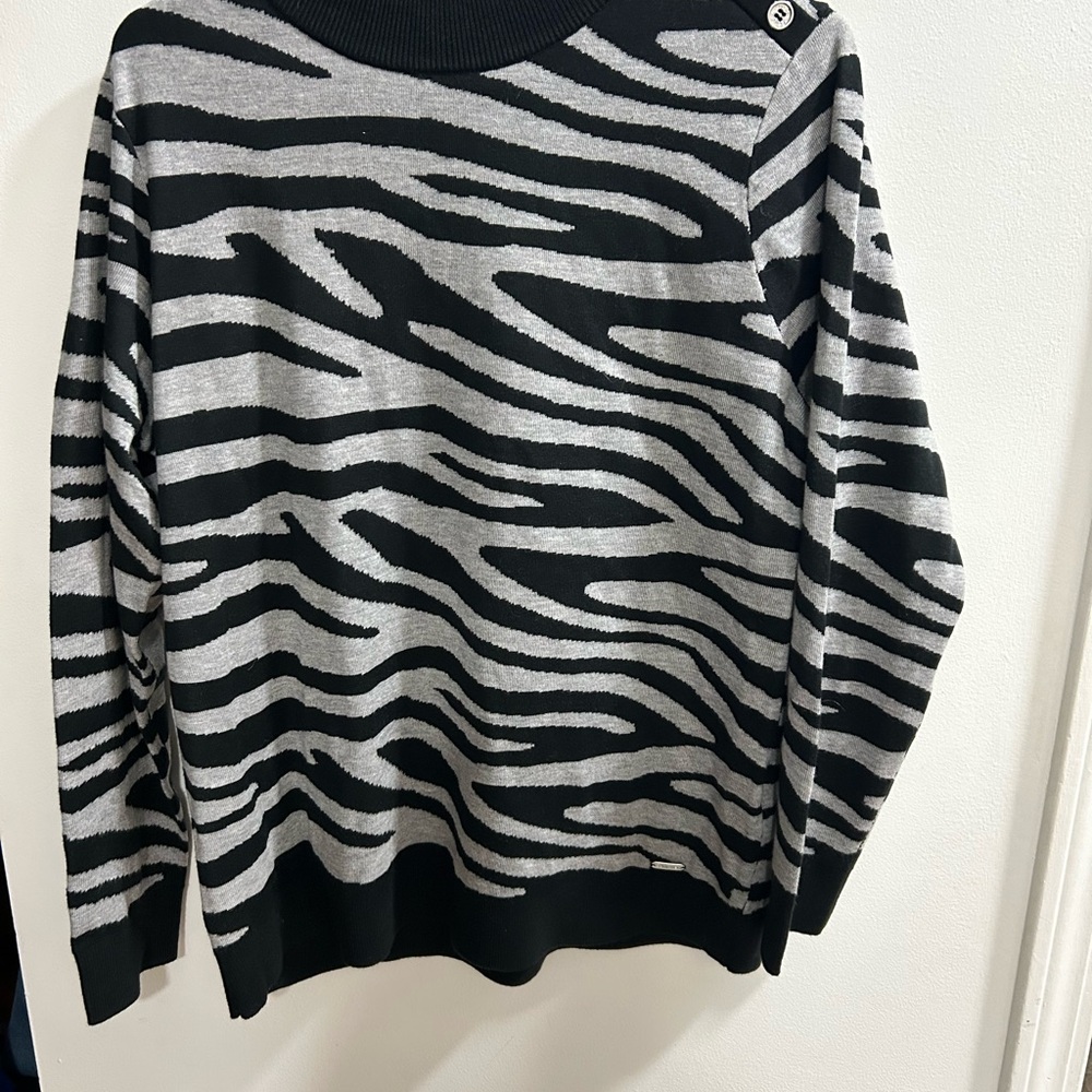 Calvin Klein Women's Black Gray Zebra Print Mock Neck‎ Sweater Size L